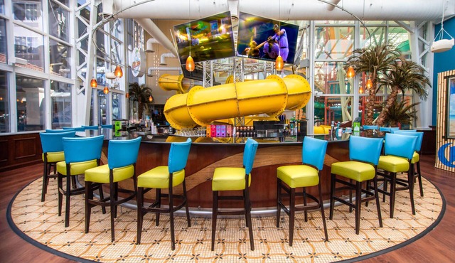 La Quinta Inn and Suites by Wyndham at WaTiki Waterpark