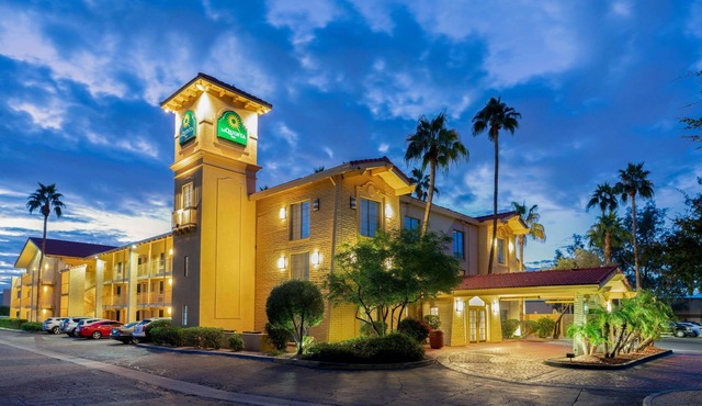 La Quinta Inn by Wyndham Phoenix Sky Harbor Airport