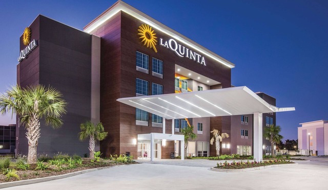 La Quinta Inn & Suites by Wyndham Baton Rouge - Port Allen