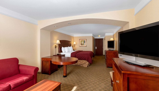 La Quinta Inn & Suites by Wyndham Dodge City