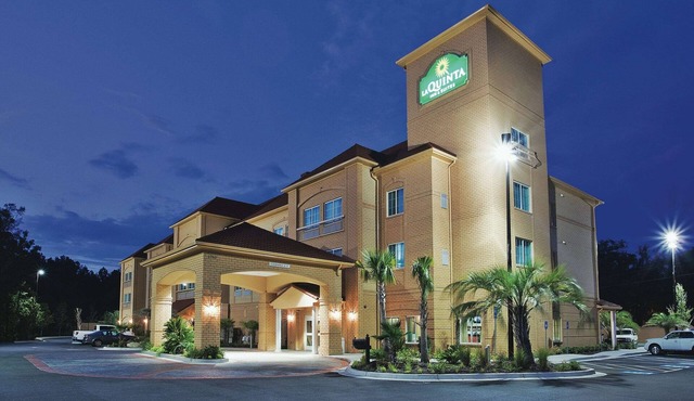 La Quinta Inn & Suites by Wyndham Hinesville - Fort Stewart