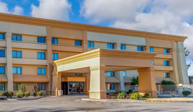 La Quinta Inn & Suites by Wyndham Las Cruces Organ Mountain