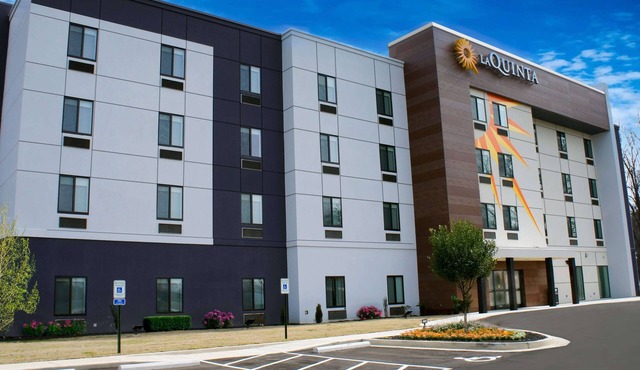 La Quinta Inn & Suites by Wyndham Memphis East
