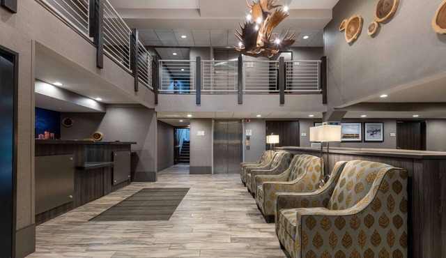 La Quinta Inn & Suites by Wyndham Anchorage Airport