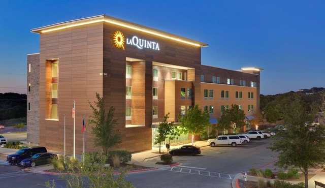 La Quinta Inn & Suites by Wyndham Lakeway