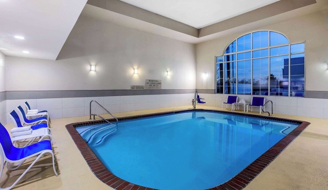 La Quinta Inn & Suites by Wyndham Dallas Mesquite