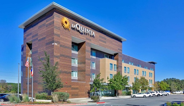 La Quinta Inn & Suites by Wyndham Lakeway