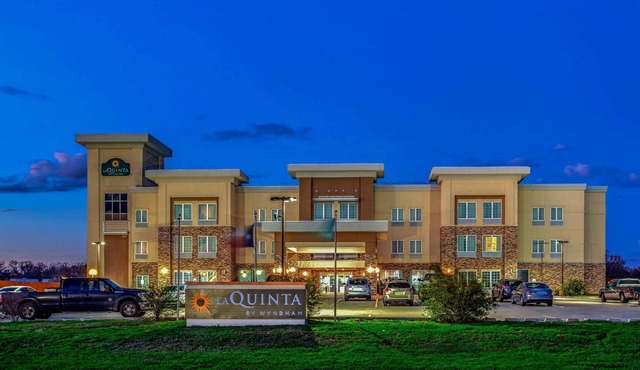 La Quinta Inn & Suites by Wyndham Luling