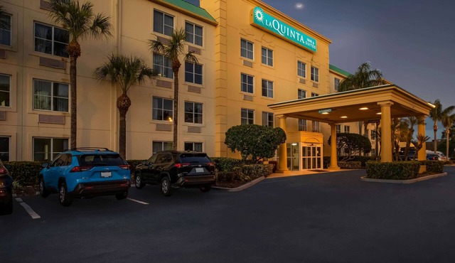 La Quinta Inn & Suites by Wyndham Melbourne Viera