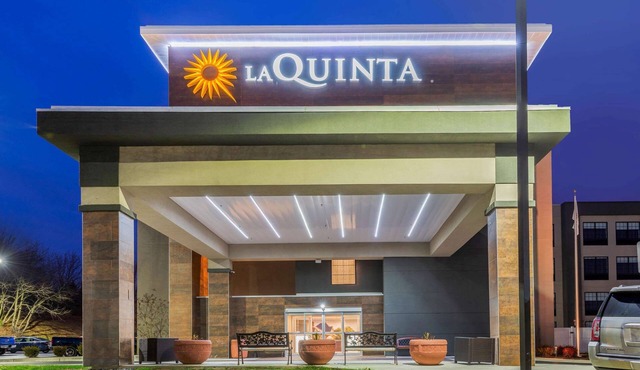 La Quinta Inn & Suites by Wyndham Aberdeen-APG