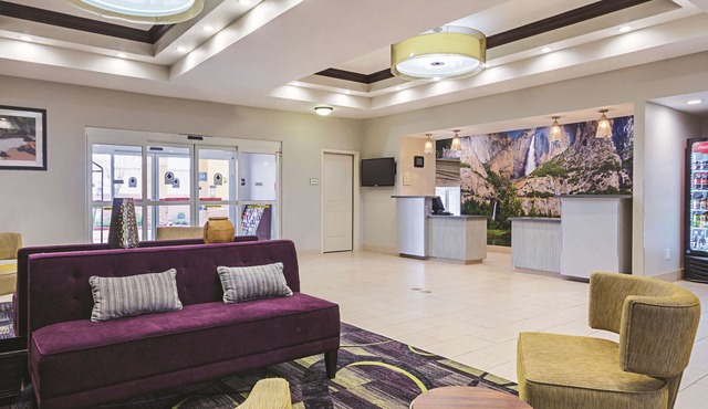 La Quinta Inn & Suites by Wyndham Fresno Northwest