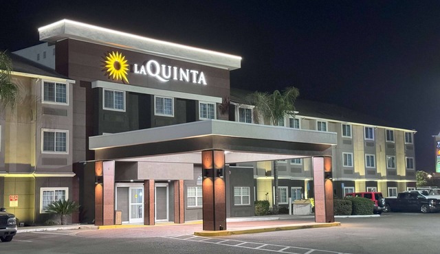 La Quinta Inn & Suites by Wyndham Tulare