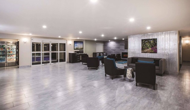 La Quinta Inn & Suites by Wyndham Walker - Denham Springs