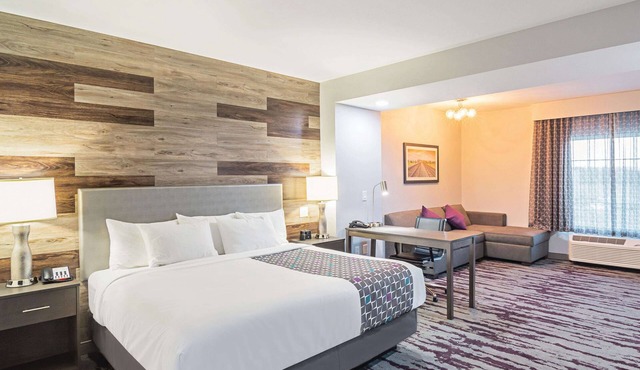 La Quinta Inn & Suites by Wyndham Dallas - Wylie