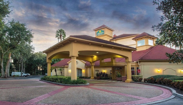 La Quinta Inn & Suites by Wyndham Tampa Brandon Regency Park