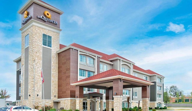 La Quinta Inn & Suites by Wyndham Little Rock - Bryant
