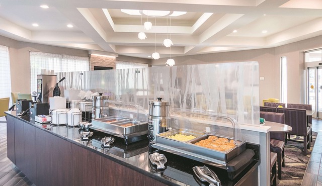 La Quinta Inn & Suites by Wyndham Atlanta Conyers