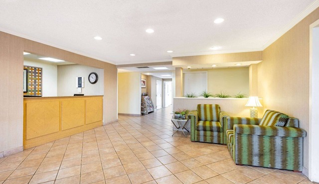 La Quinta Inn & Suites by Wyndham El Paso East