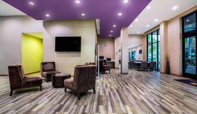 La Quinta Inn & Suites by Wyndham Pomona