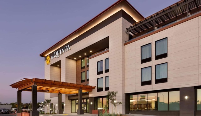 La Quinta Inn & Suites Santa Rosa Sonoma