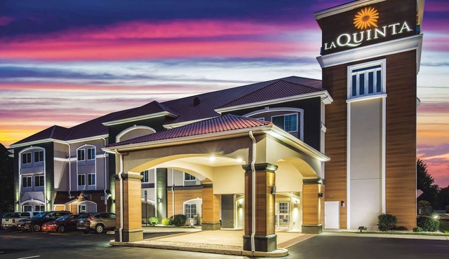La Quinta Inn & Suites by Wyndham Chambersburg