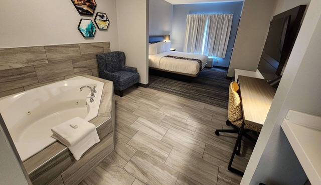 La Quinta Inn & Suites by Wyndham Warner Robins - Robins AFB