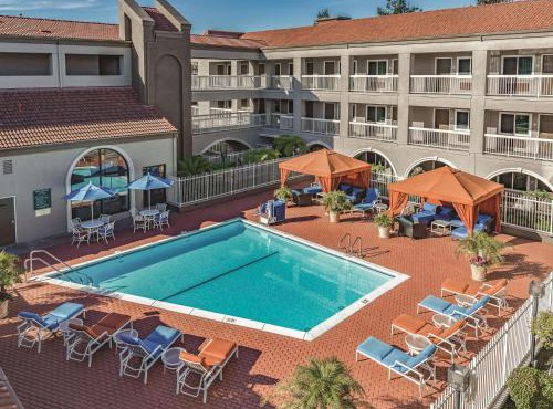 La Quinta Wyndham SF Airport West Millbrae-Presidents Award Winner-FREE ARPRT SHTL