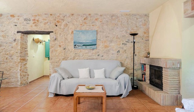 La Rajoleria d'Esclanyà, rural house with private swimming pool on the Costa Brava