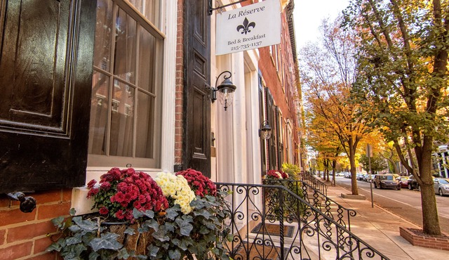 La Reserve Bed & Breakfast