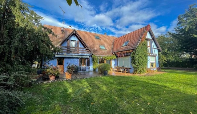 La Réserve, House for up to 14 people with large garden