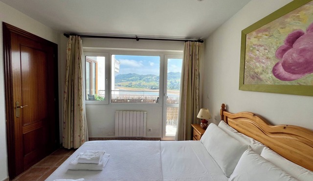 La Ria - by Wehomes - Mogro River