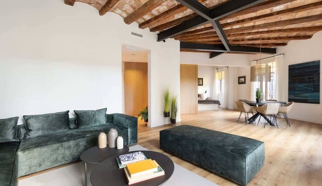 La Riera One