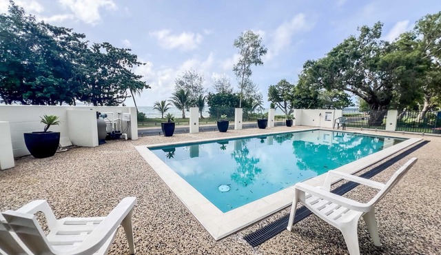 La Riviera One Coastal Life Style One Bedroom