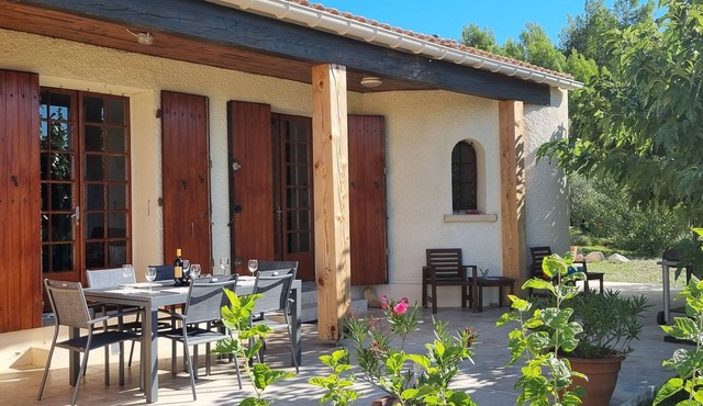 La Rocaille - Gite with stunning Minervois views and private pool