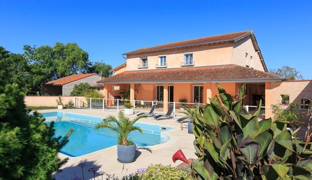 La Roque - ST AGNAN - Gîte