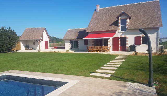 LA ROTIERE LODGE DU CERVOLET 4-bedroom house in the Loire Valley