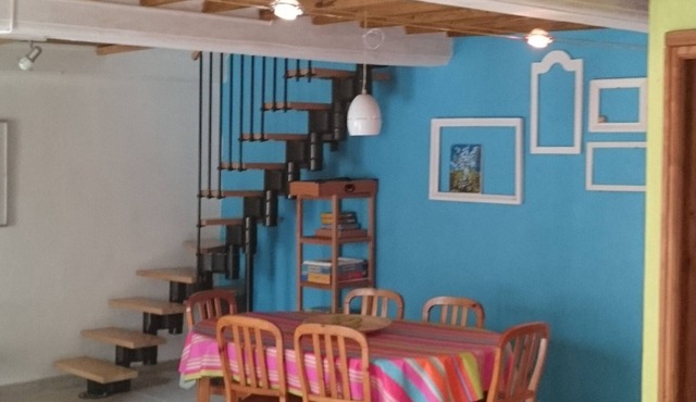 La Roue Avant offers accommodation in a 95 m2 house