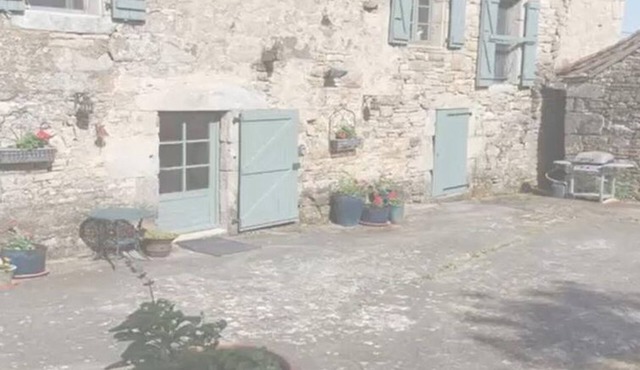 La Salesse, Restored farmhouse in idyllic rural location + private pool