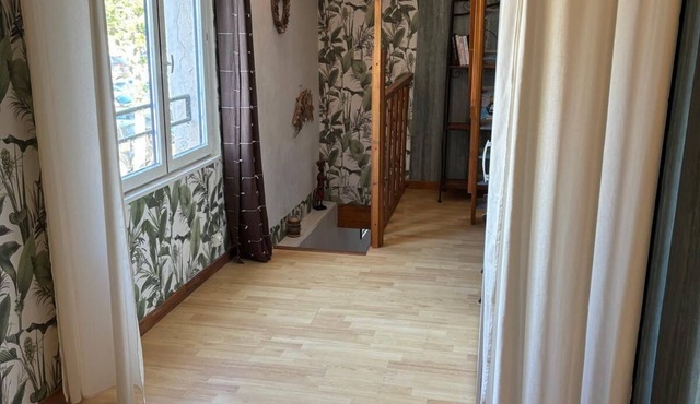 La SALINE atypical village house, facing the salt marshes