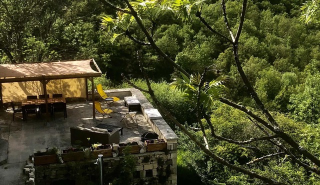 La Sarrasine in the heart of the Baronnies, swimming pool heated until January