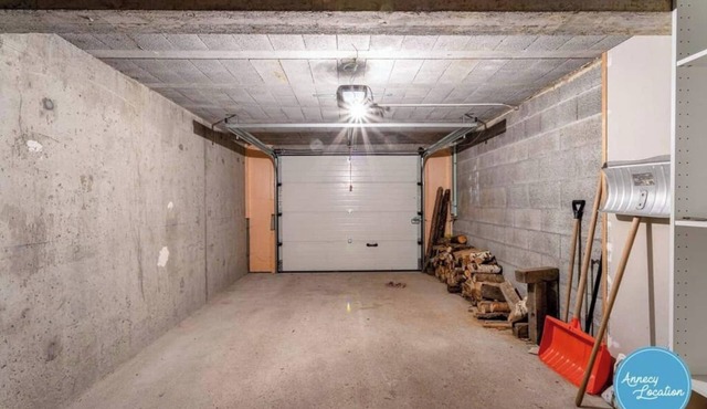 La Sauffaz- Villa with a pool.