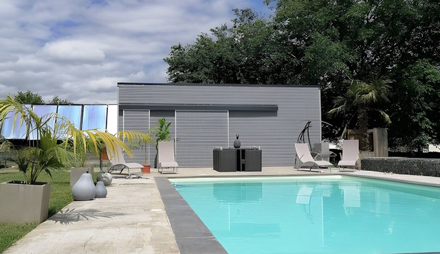 La Savane Guest Room with Shared Pool and Air Conditioning
