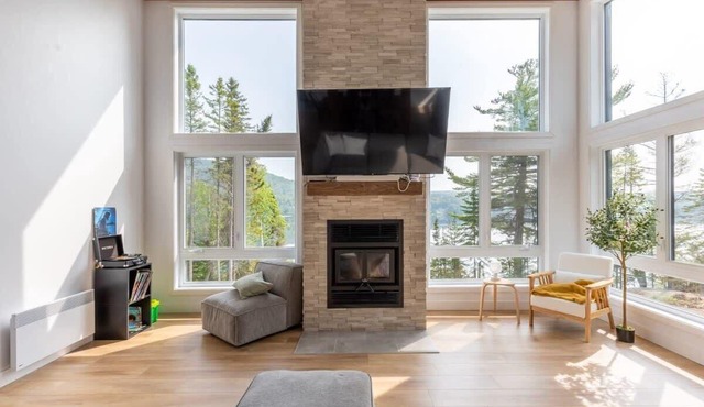 La Signature Guy | Private Spa on the Lake