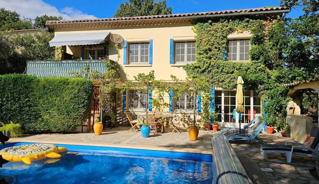La Soleillade apt mit exklusiver Nutzung des großen Pools by Interhome