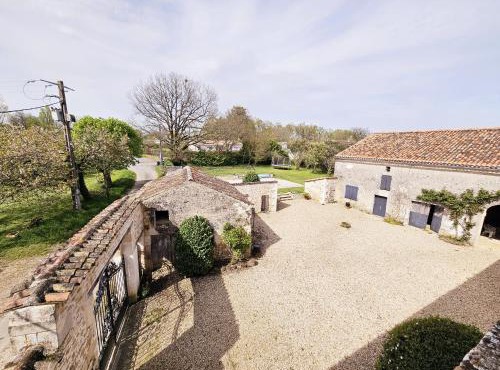 La spacieuse maison des miots