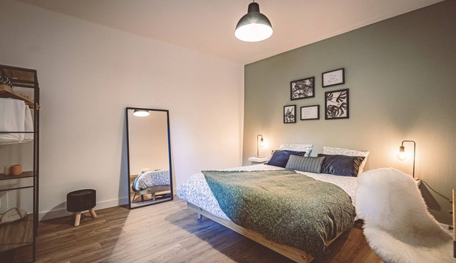 La Suite - Peaceful and close to the station