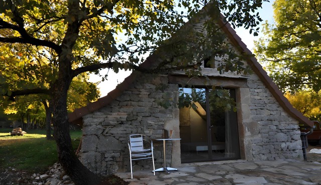 La Sylve Guest Room with Private Terrace, Shared Garden and Wi-Fi