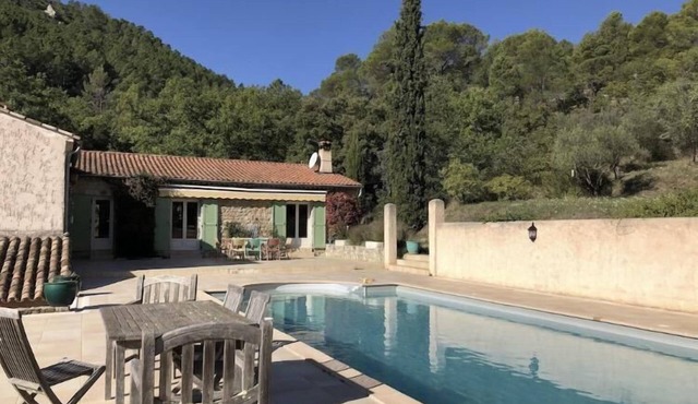 La Téolière (countryside and private pool)