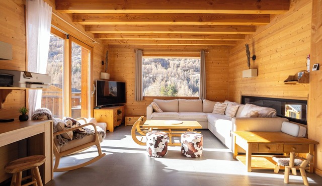 La Tanière : Exceptional Alpine chalet with heated pool & sauna - 14 pers