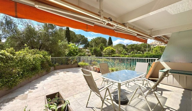 La Terrasse d'Estanove, Space and Calm